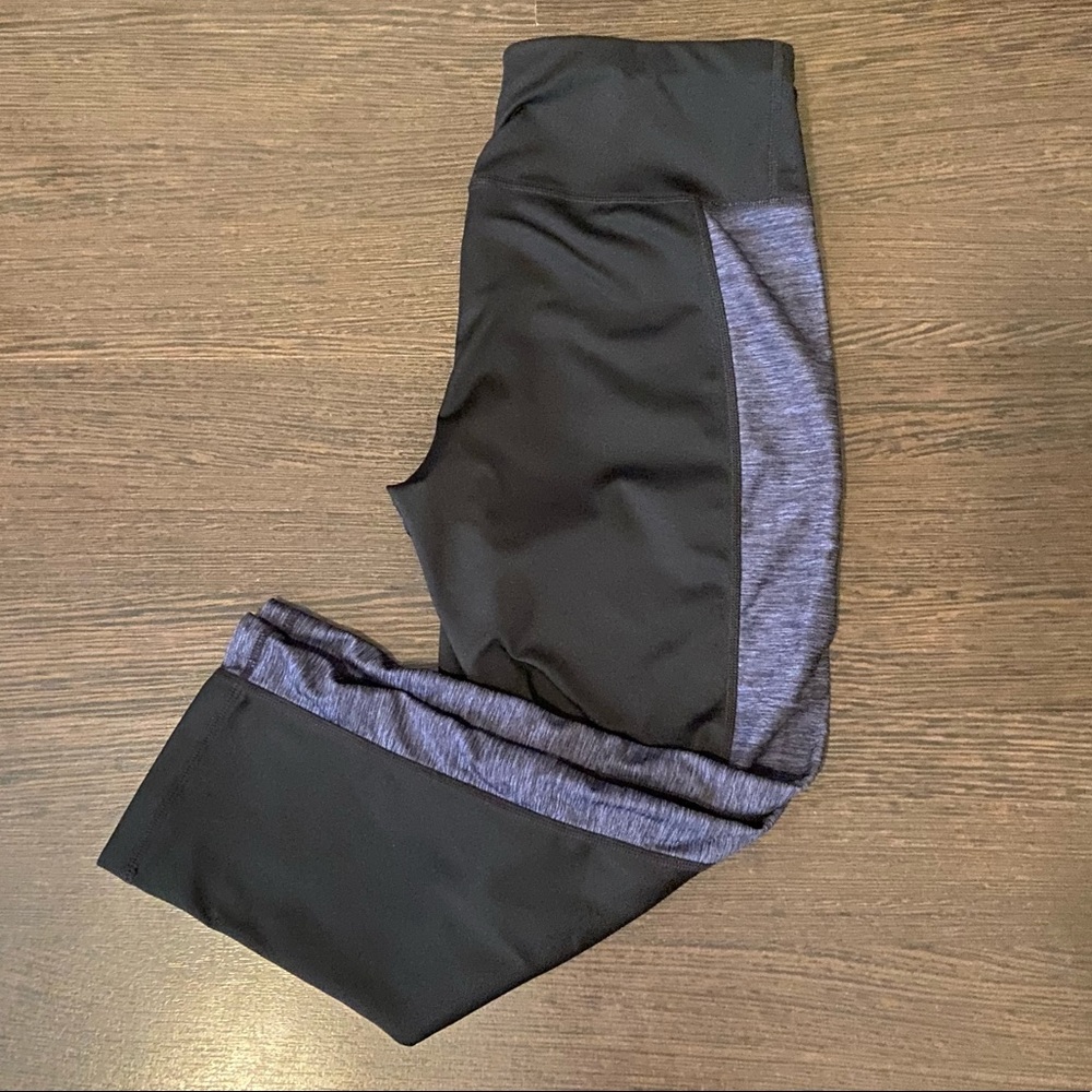 Ideology Dry Fit Capri Leggings